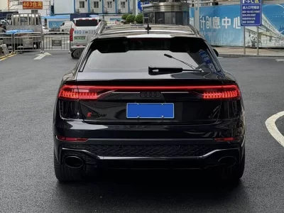 Audi RS Q8