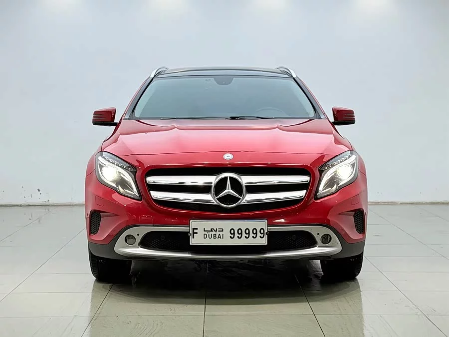 Mercedes Benz GLA
