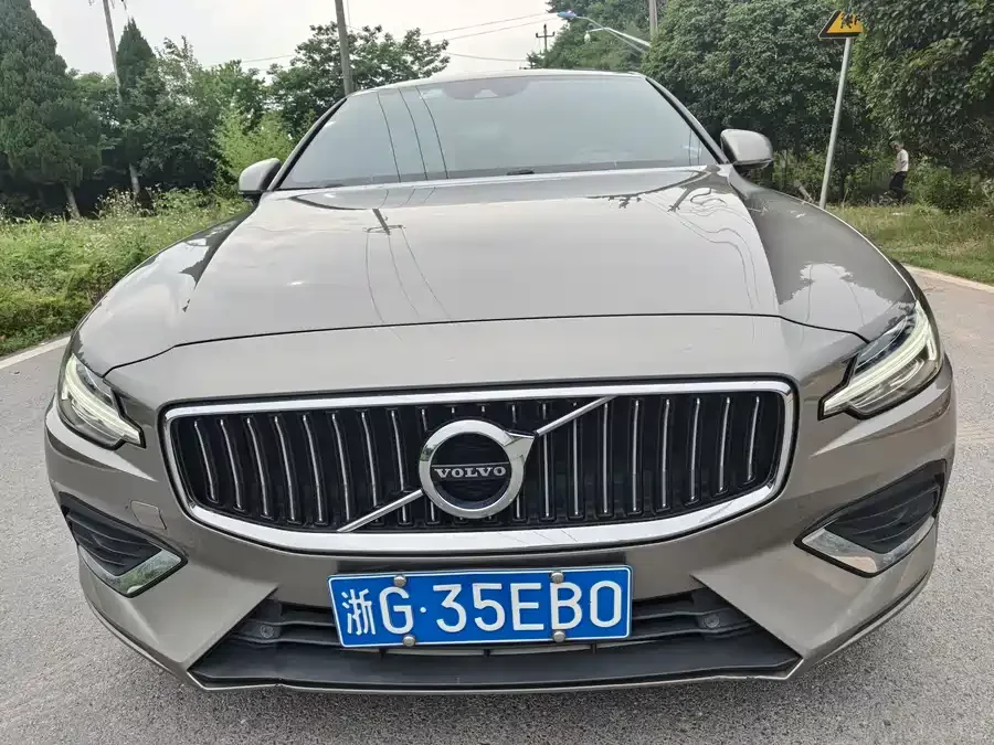 Volvo S60