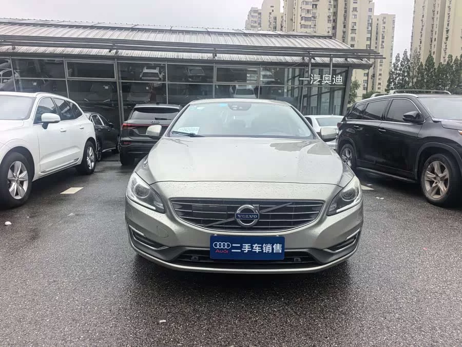 Volvo S60