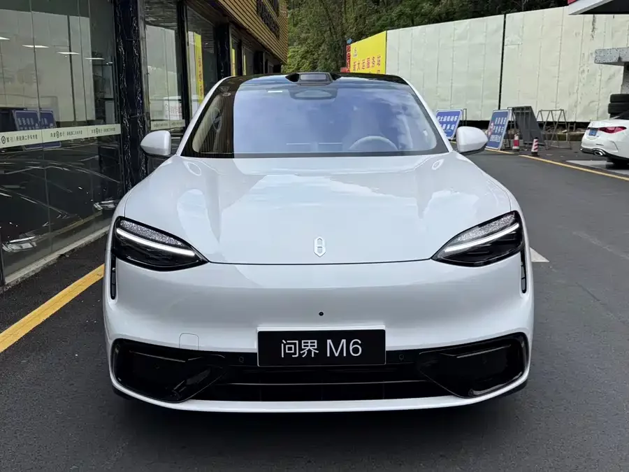 AITO Wenjie M6