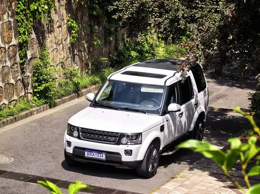 Land Rover finds