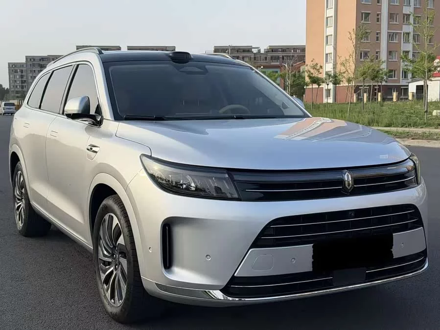 AITO Wenjie M7