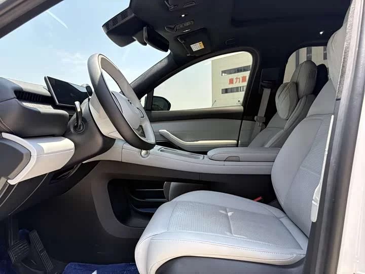 NIO ES6