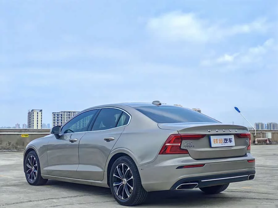 Volvo S60