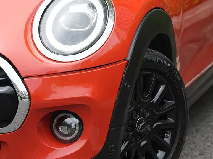 MINI 
