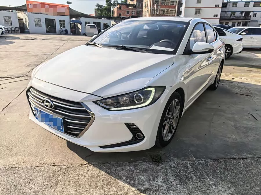 Hyundai elantra