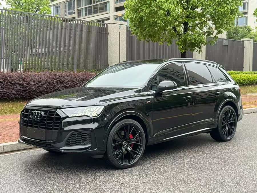 Audi Q7