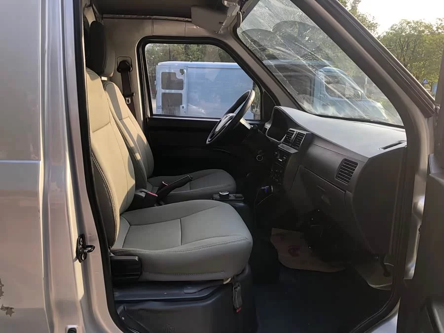 Wuling Rongguang Mini Truck EV