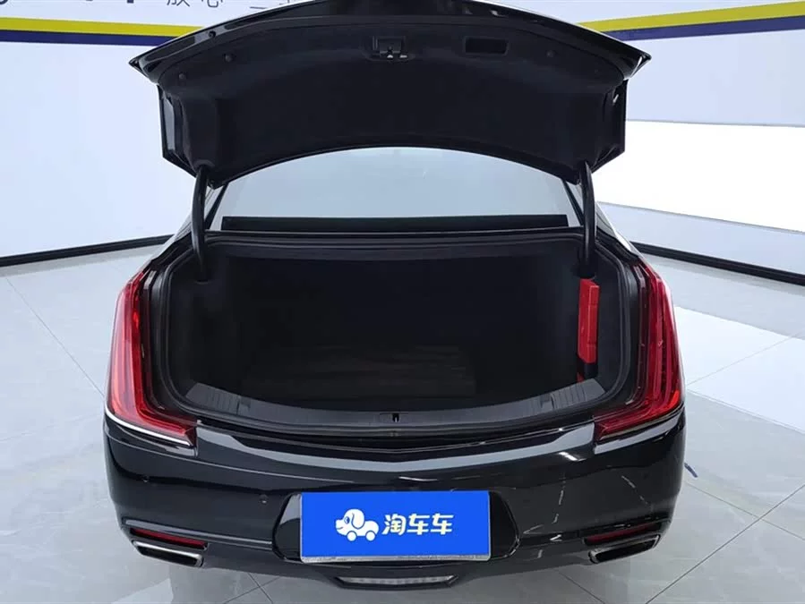 Cadillac XTS