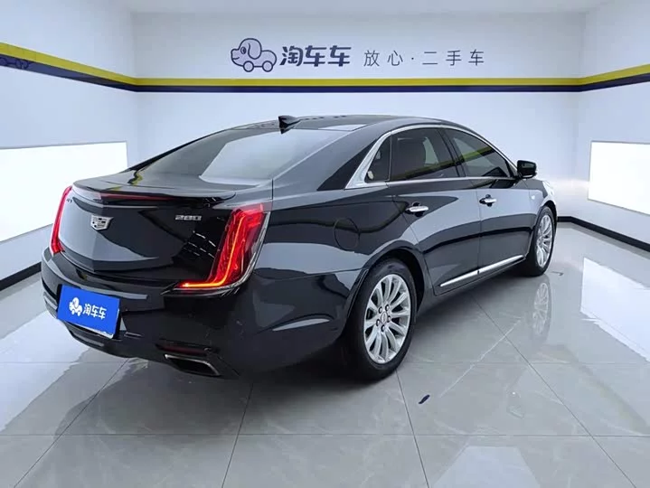 Cadillac XTS