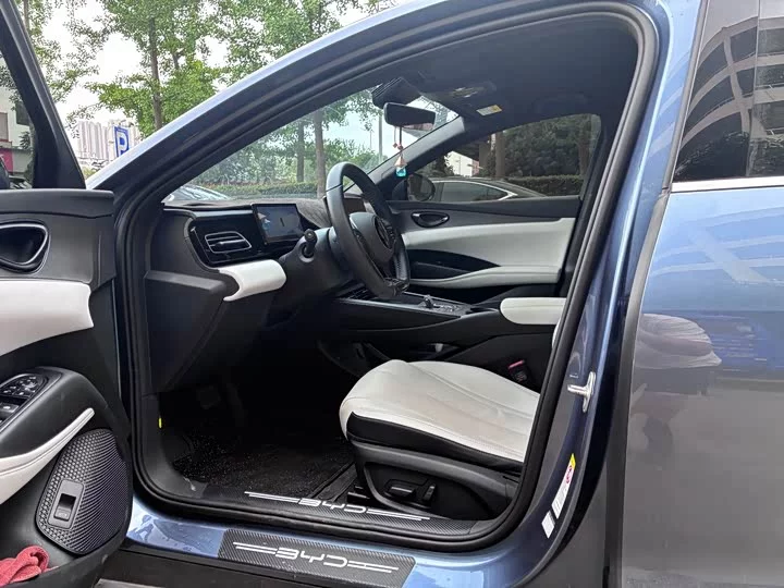 BYD seal 06