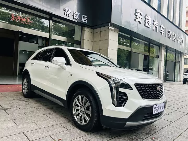 Cadillac XT4