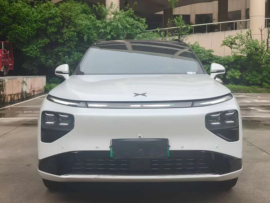 Xpeng G9