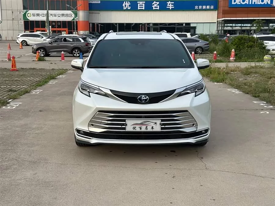 Toyota SIENNA