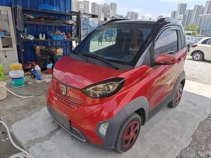 Baojun E100