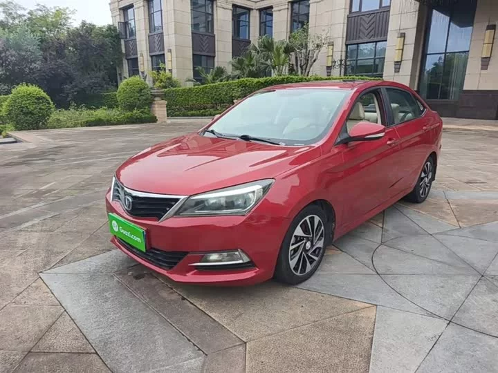Changan Yuexiang V7