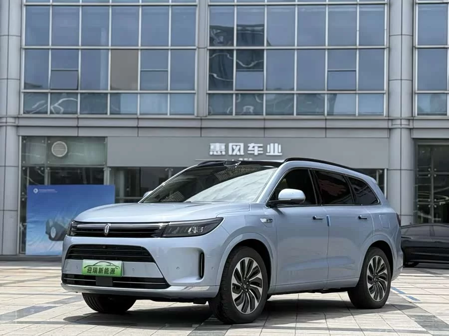 AITO Wenjie M7
