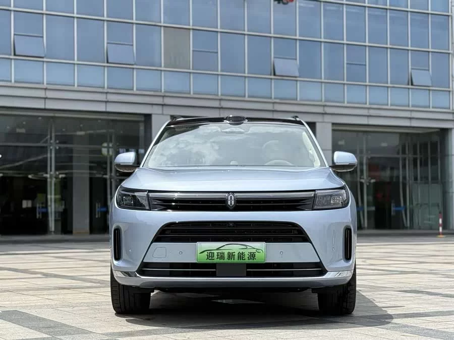 AITO Wenjie M7