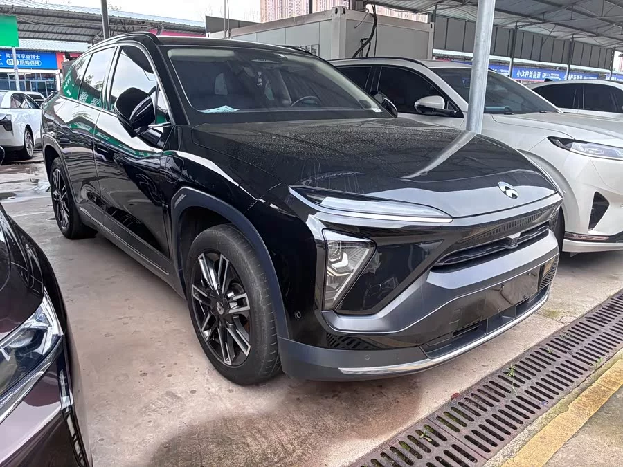 NIO ES6