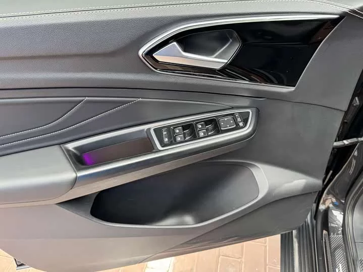 Jetta VS7