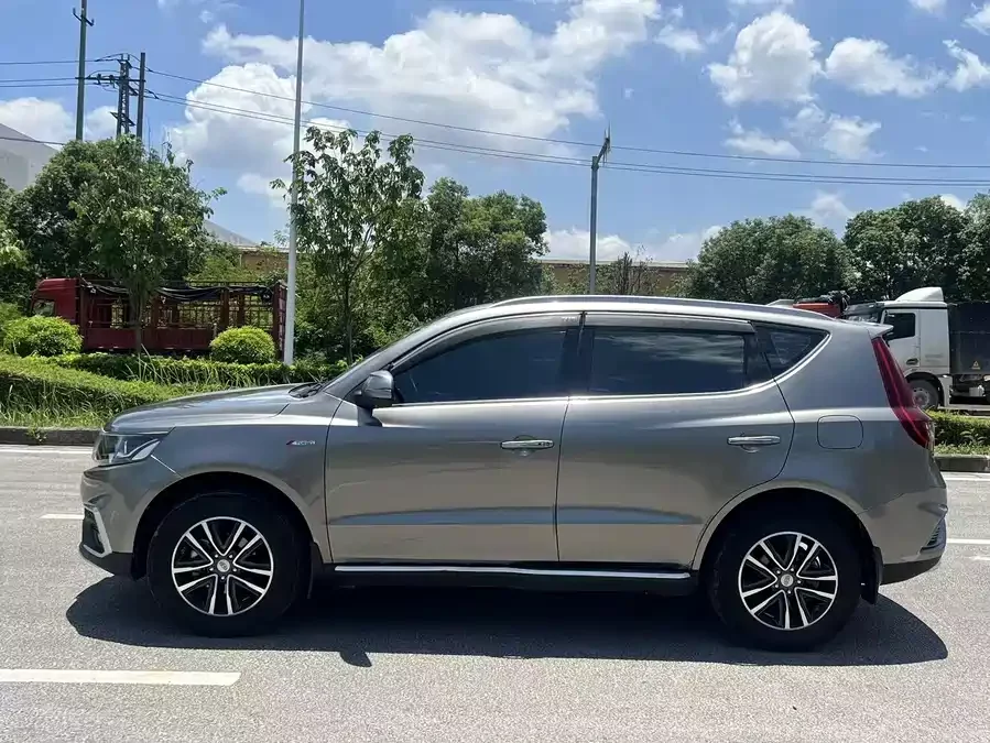 Geely Vision X6