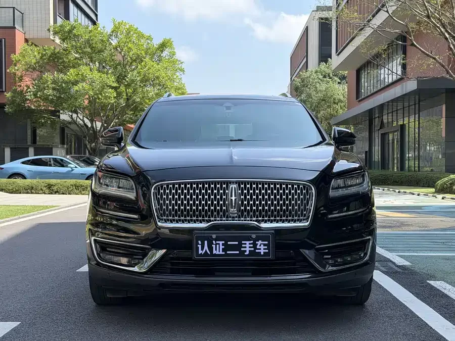 Lincoln Navigator