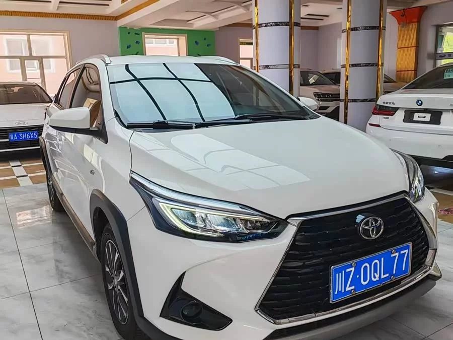 Toyota YARiS L