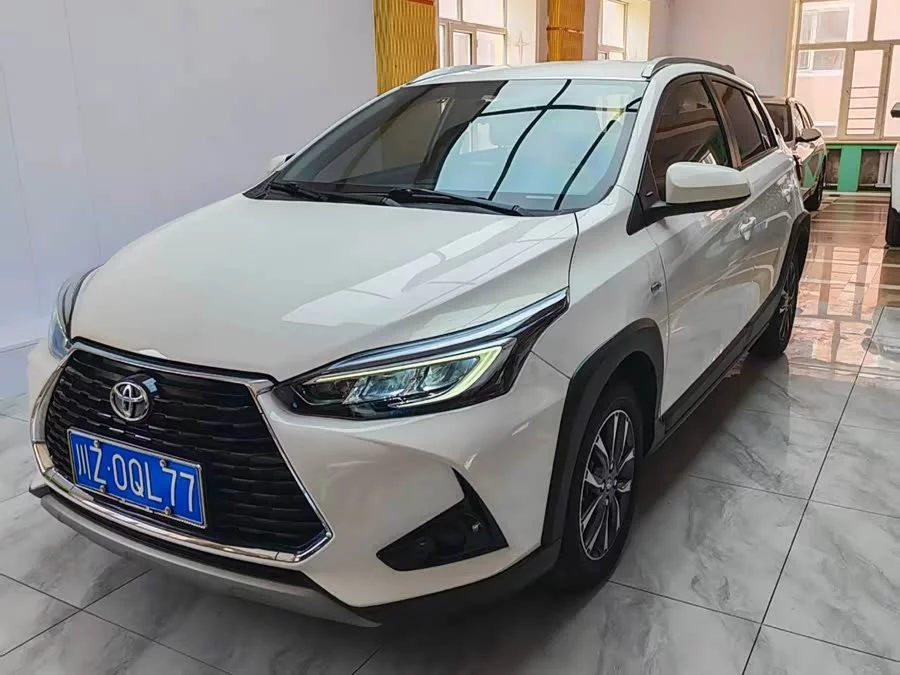 Toyota YARiS L