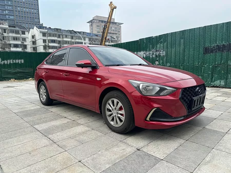 Hyundai Elantra / Celesta
