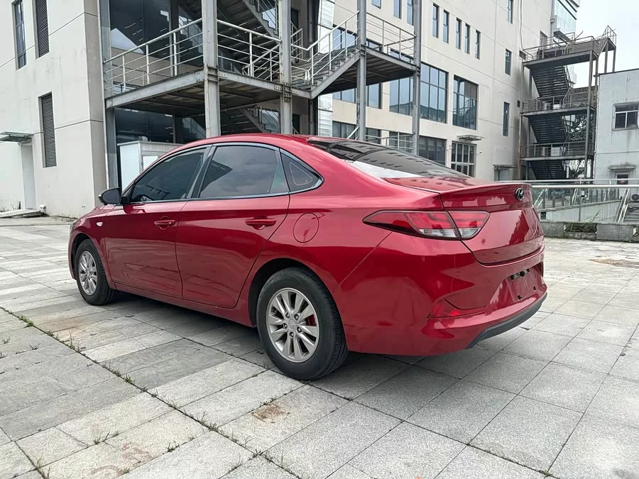 Hyundai Elantra / Celesta