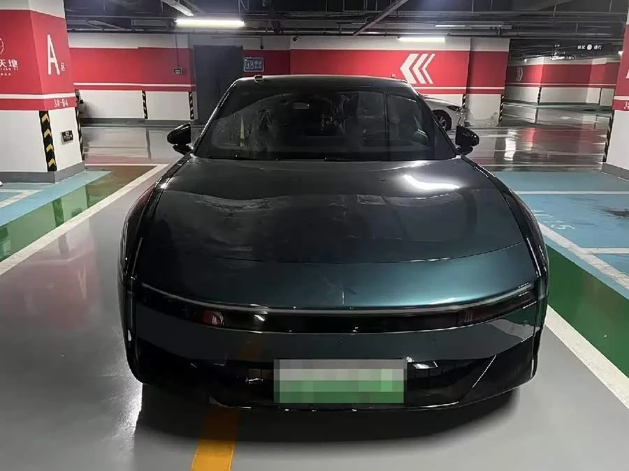 Xpeng P7