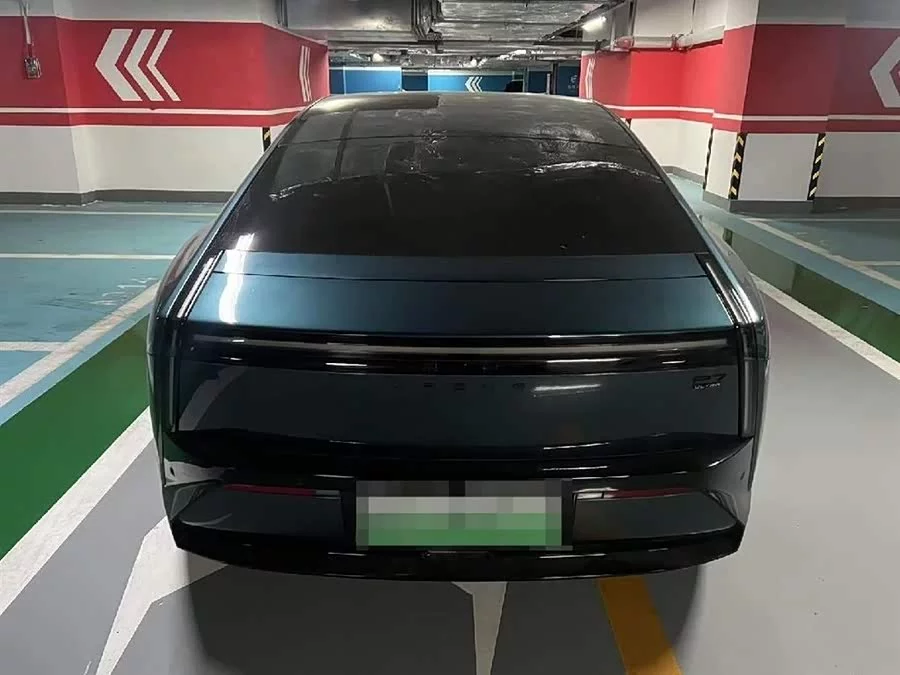 Xpeng P7