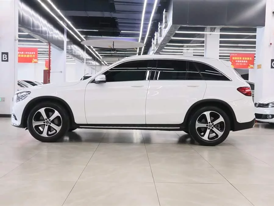 Mercedes Benz GLC