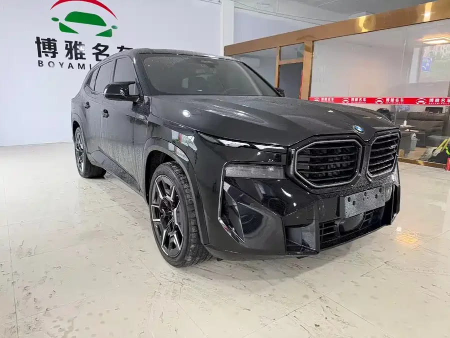 BMW XM