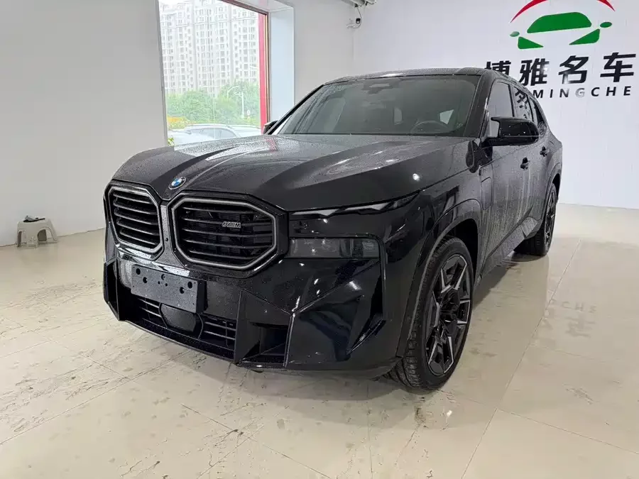 BMW XM