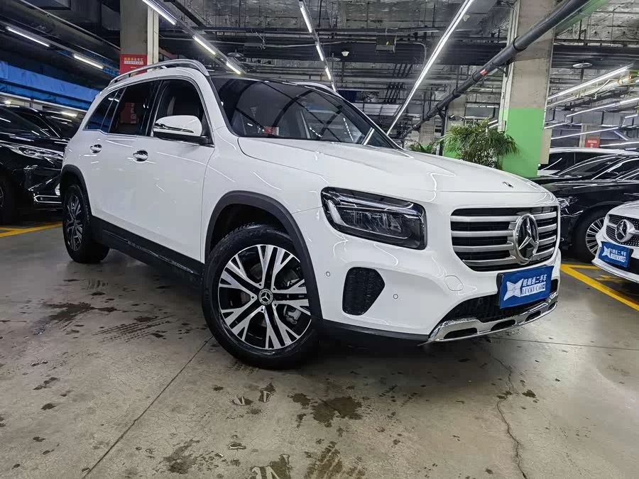 Mercedes Benz GLB