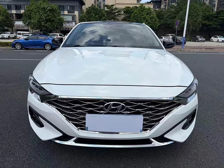 Hyundai Festa