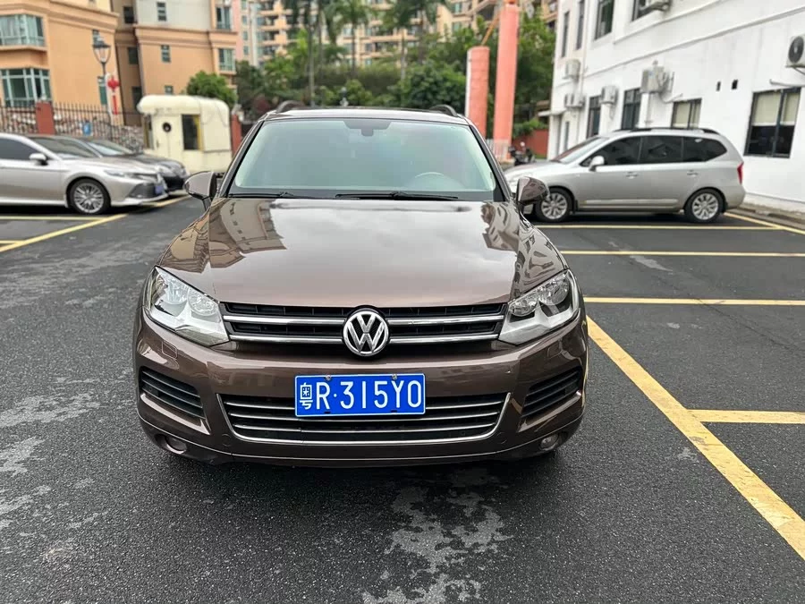 Volkswagen Touareg