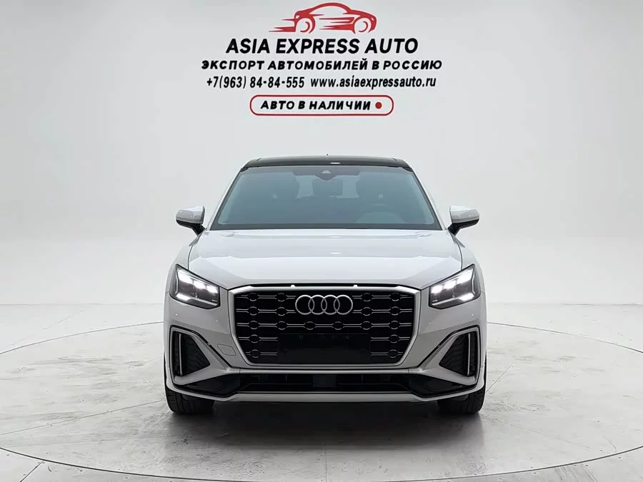 Audi Q2L