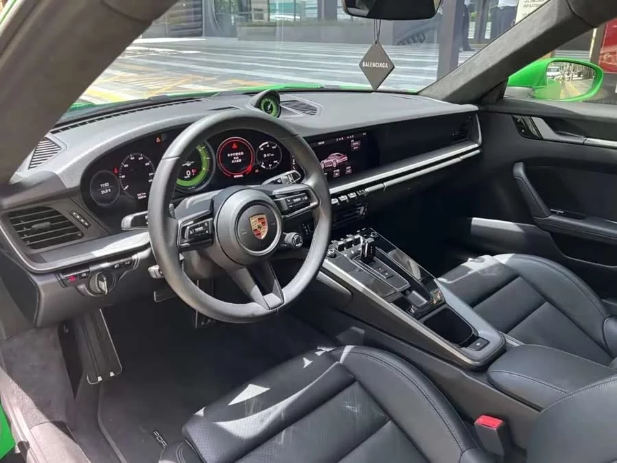 Porsche 911