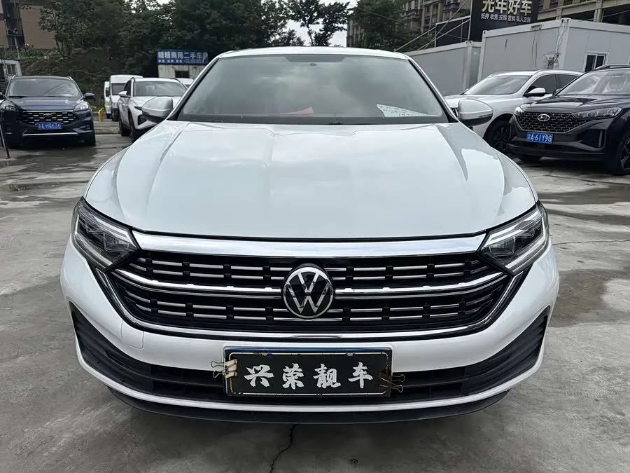 Volkswagen Sagitar