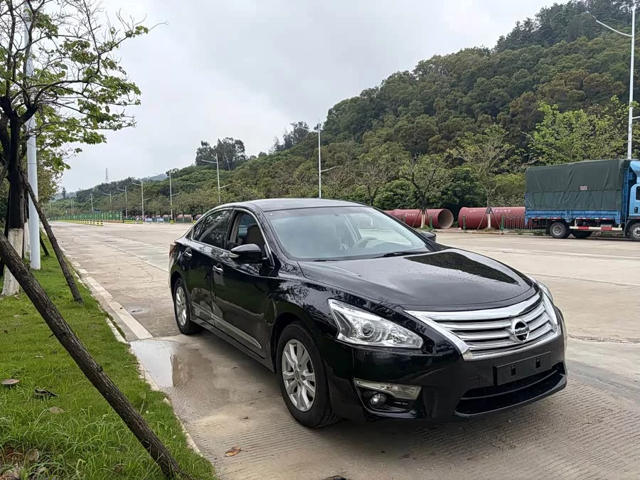 Nissan Teana