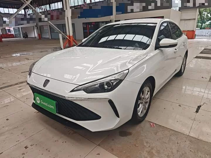Roewe i5