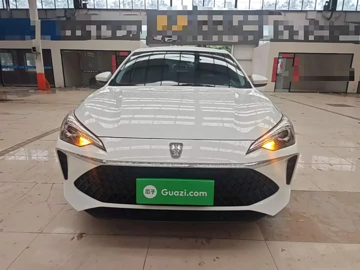 Roewe i5