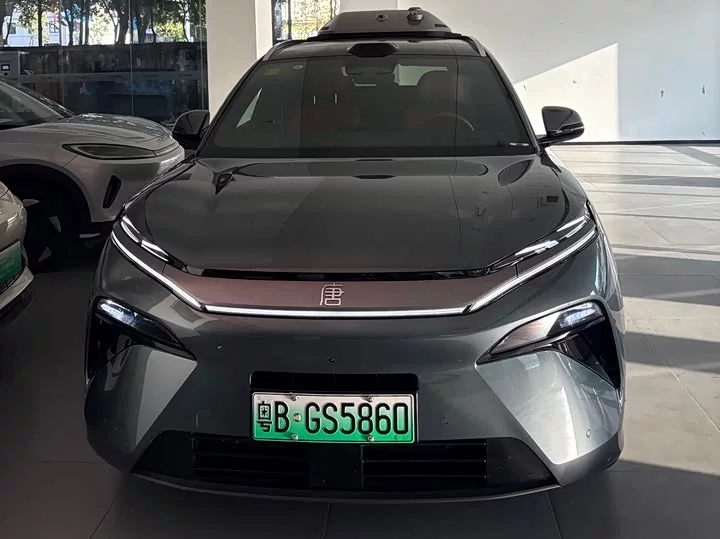 BYD Tang L