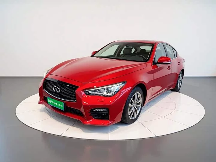 Infiniti Q50L