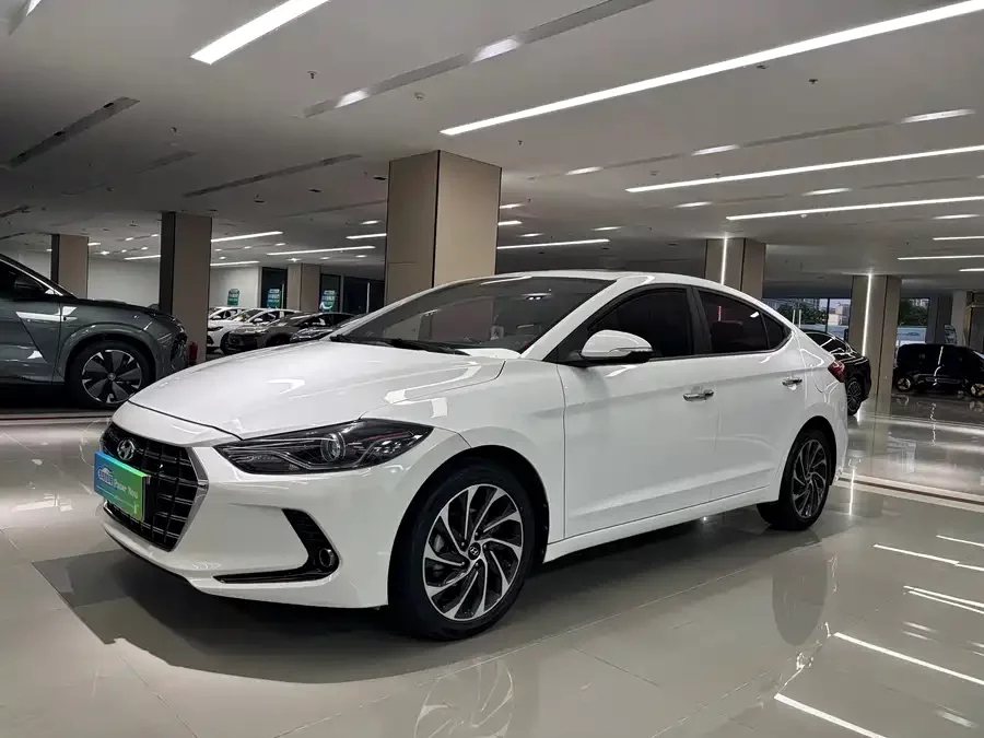 Hyundai elantra