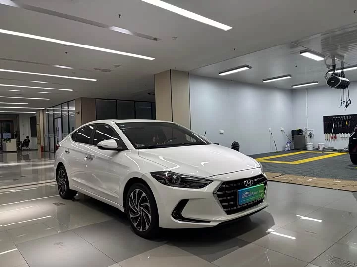 Hyundai lead
