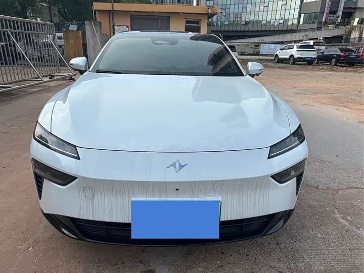 Dongfeng eπ007